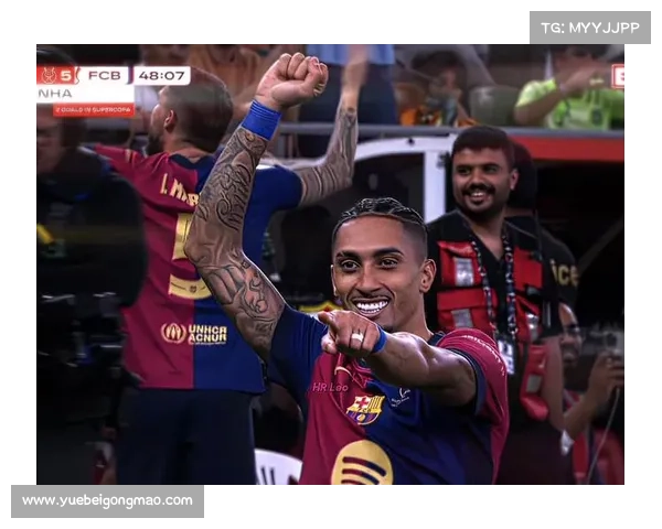 巴萨锋霸拉菲尼亚面临抉择是留队续约还是转投他队